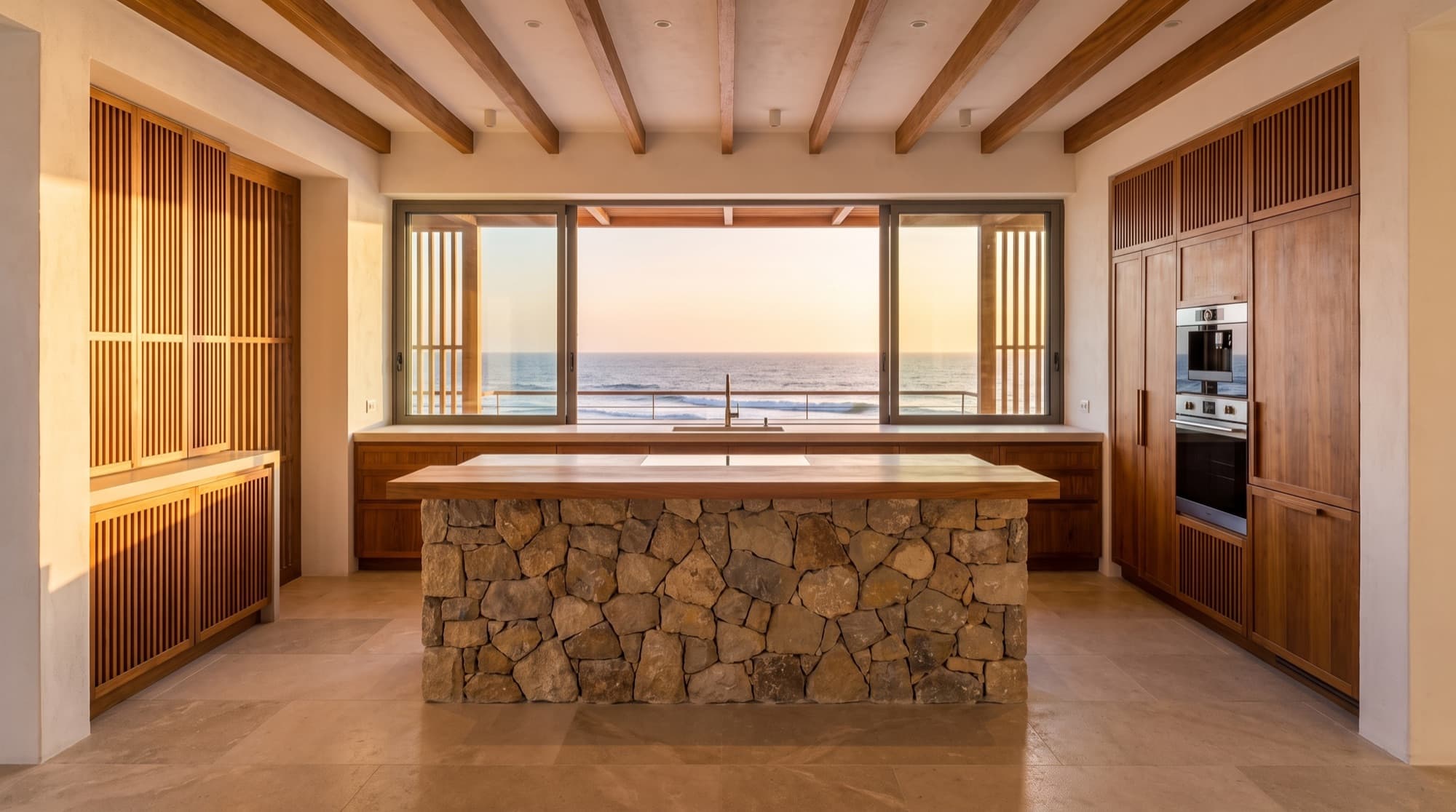 Ocean Pearl Residence — Kitchen