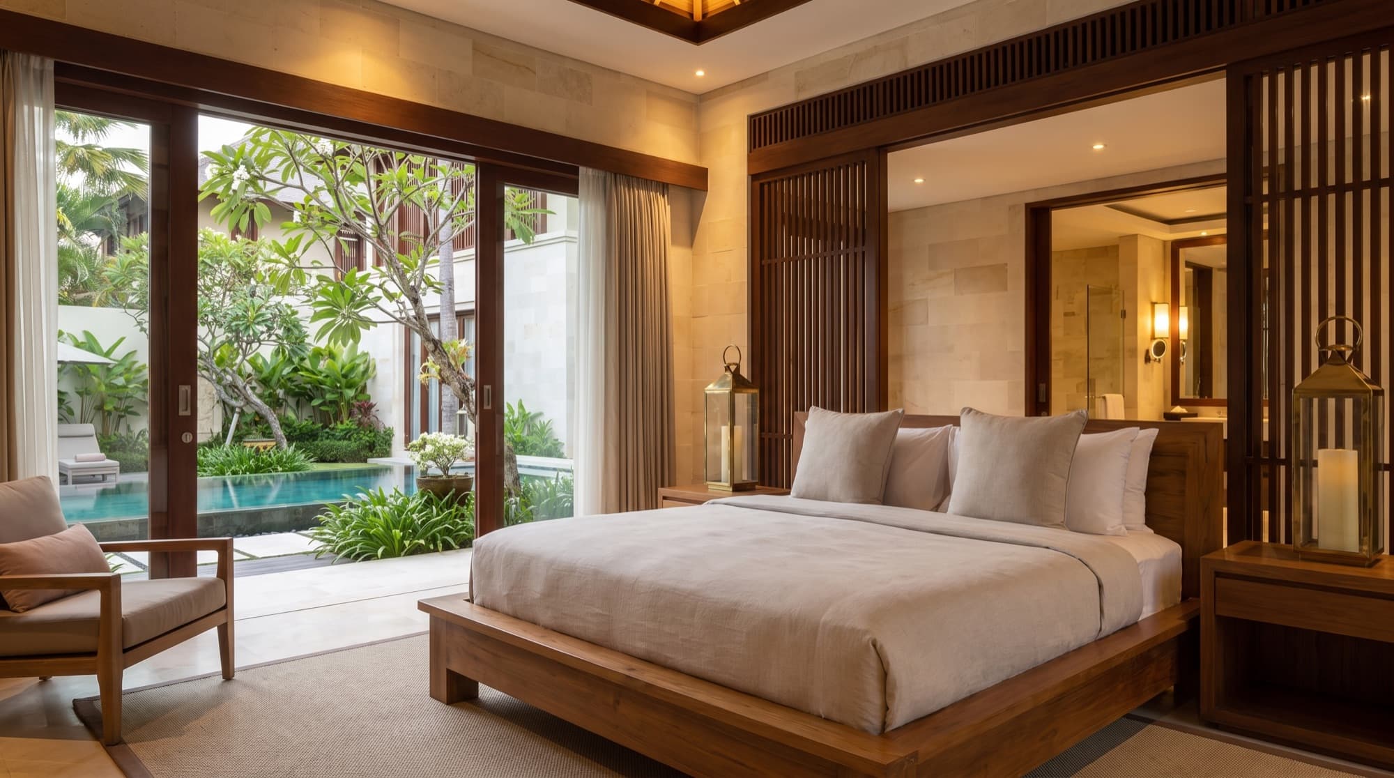 Nusa Dua Prestige Villa — Master bedroom